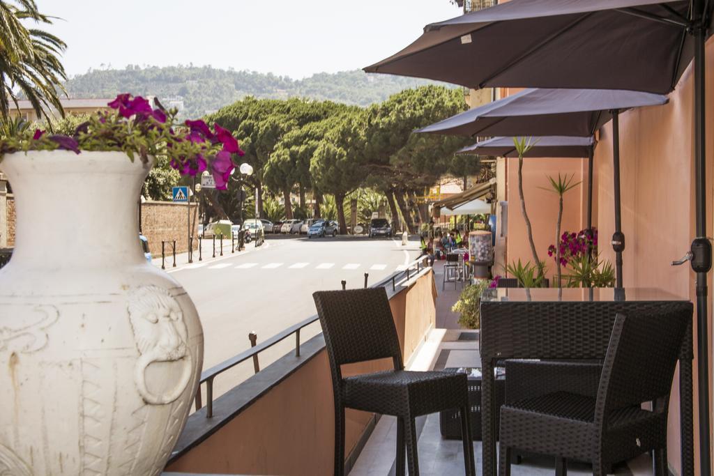 Hotel Mimosa Spotorno Dış mekan fotoğraf
